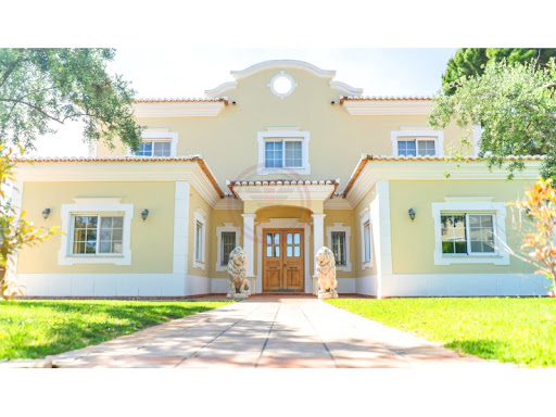 4 bedrooms Villa in Almancil, Portugal No. 352716