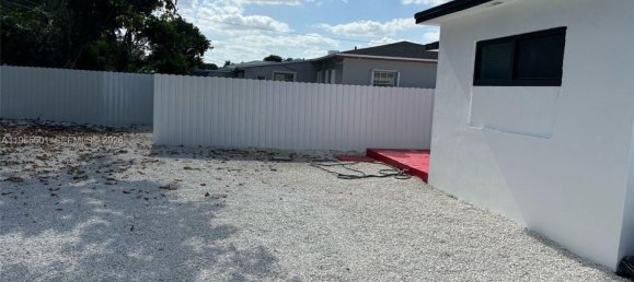 Vivenda T3 em Miami, USA N.º 614368 5