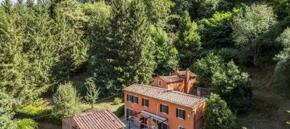 4 chambres Maison à Pescia, Italy No. 281497 3