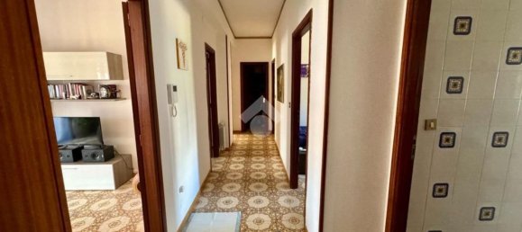 5 غرف نوم شقة في Palermo, Italy رقم 327270 2