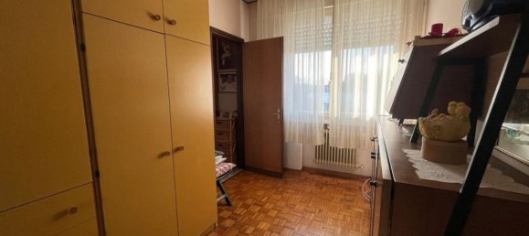 5 rooms Apartment in Padua, Italy No. 195155 7