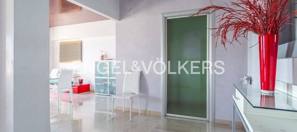 3 bedrooms Apartment in Rome, Italy No. 132385 8