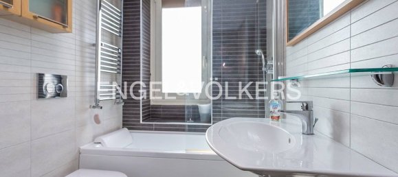 3 bedrooms Apartment in Rome, Italy No. 132385 17