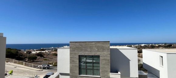 3 bedrooms Villa in Chloraka, Cyprus No. 23225 4