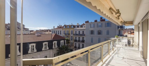 Apartamento de 2 dormitorios en Cannes, France No. 1486 4