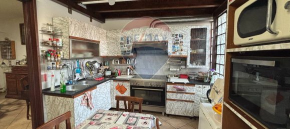 Casa de 2 dormitorios en Pomezia, Italy No. 69978 2