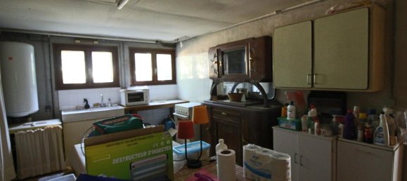 4 bedrooms House in Puy-l'Eveque, France No. 300146 21