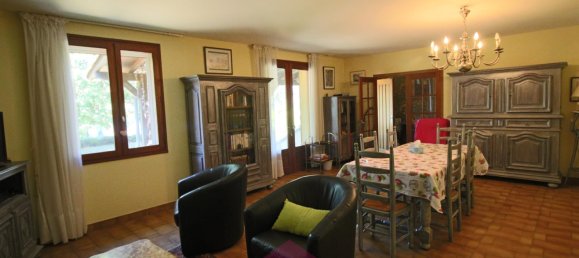 4 bedrooms House in Puy-l'Eveque, France No. 300146 8