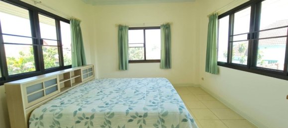 5 bedrooms House in Pattaya, Thailand No. 27056 24