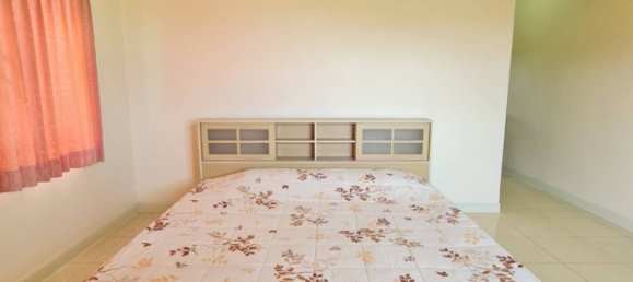 5 bedrooms House in Pattaya, Thailand No. 27056 27