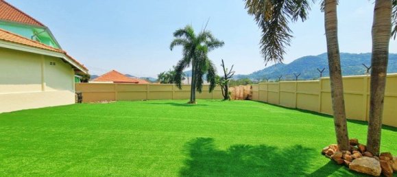 5 bedrooms House in Pattaya, Thailand No. 27056 12