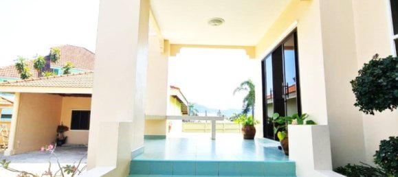 5 bedrooms House in Pattaya, Thailand No. 27056 11