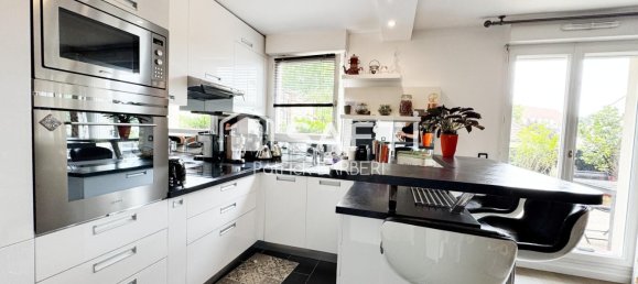 1 bedroom Apartment in Cergy, France No. 291299 8