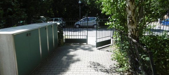 Квартира с 2 комнатами в Лихтерфельде, Германия № 23551 4