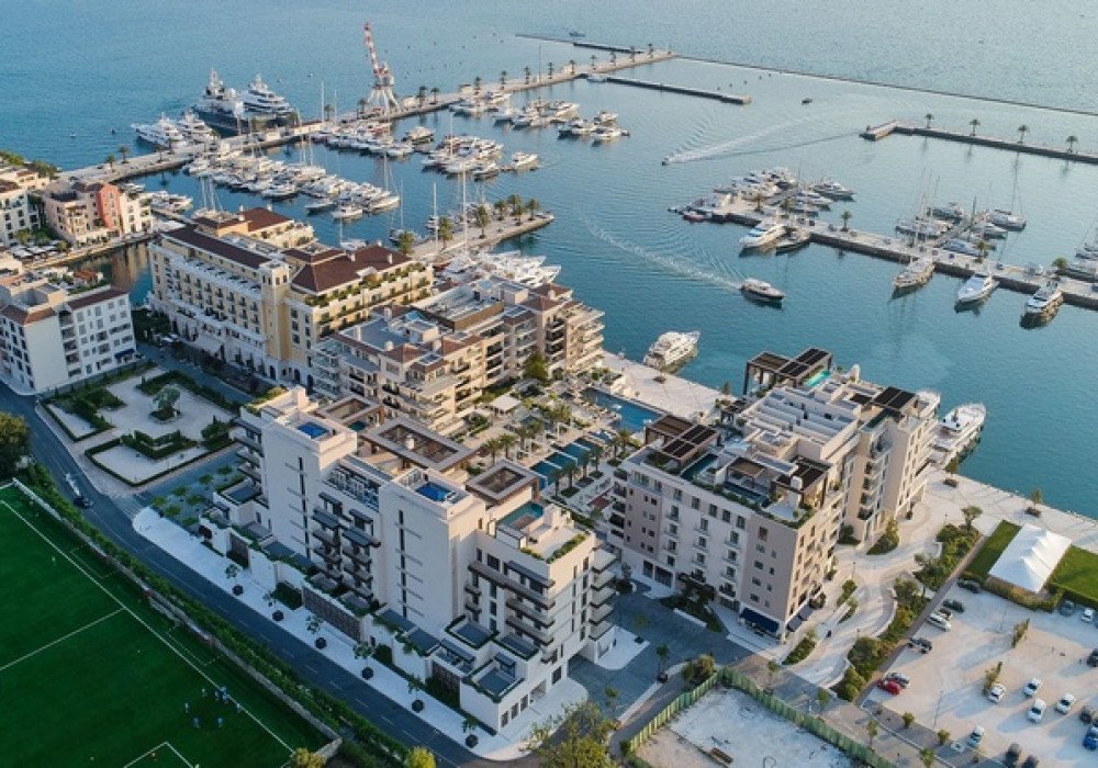 2 bedrooms Apartment in Tivat, Montenegro No. 1801