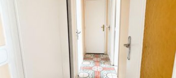 Apartamento de 3 dormitorios en Drancy, France No. 314135 3
