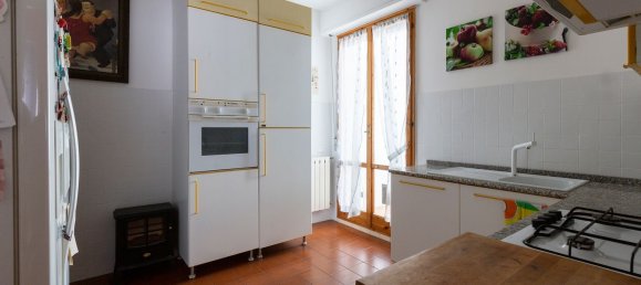5-salle Appartement à Falconara Marittima, Italy No. 284350 8