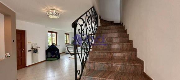 3 Schlafzimmer Villa in Parabiago, Italy, Nr. 327597 47