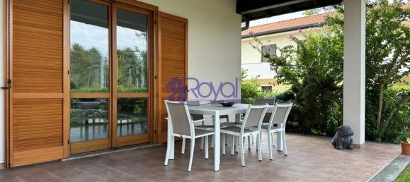 3 bedrooms Villa in Parabiago, Italy No. 327597 41