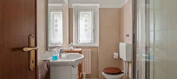 4 Schlafzimmer Villa in Colico, Italy, Nr. 109482 13