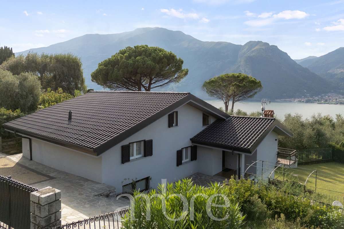 4 Schlafzimmer Villa in Colico, Italy, Nr. 109482