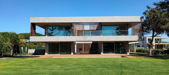 4 bedrooms Villa in Cascais, Portugal No. 62894 10