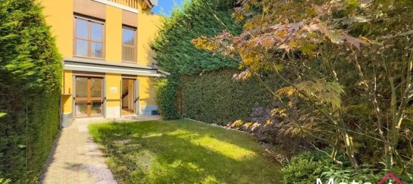 Apartamento de 2 dormitorios en Milan, Italy No. 374050 3