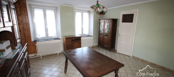 Casa de 4 dormitorios en Vireux-Wallerand, France No. 73409 4