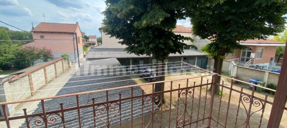 4 bedrooms Apartment in Santena, Italy No. 307295 16