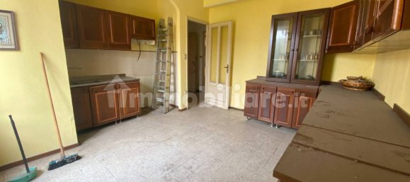 4 bedrooms Apartment in Santena, Italy No. 307295 2