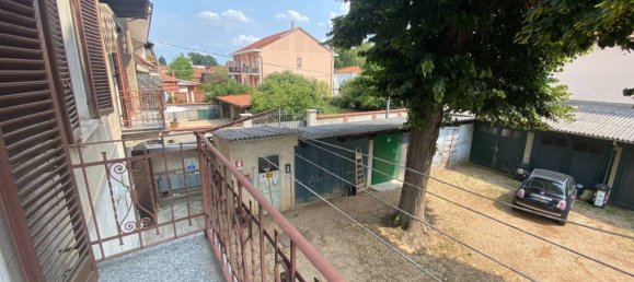 4 bedrooms Apartment in Santena, Italy No. 307295 12