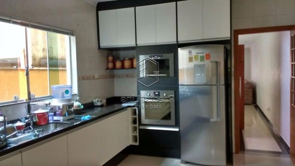 3 bedrooms House in Sao Paulo, Brazil No. 520455