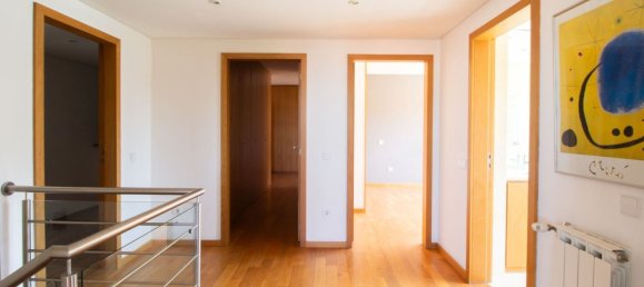 4 bedrooms Penthouse in Matosinhos, Portugal No. 131558 8