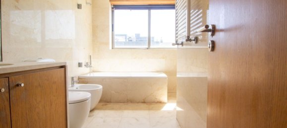 4 bedrooms Penthouse in Matosinhos, Portugal No. 131558 27