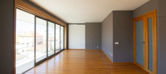 4 bedrooms Penthouse in Matosinhos, Portugal No. 131558 2