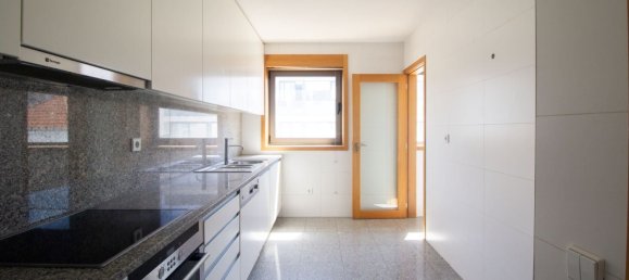 4 bedrooms Penthouse in Matosinhos, Portugal No. 131558 24