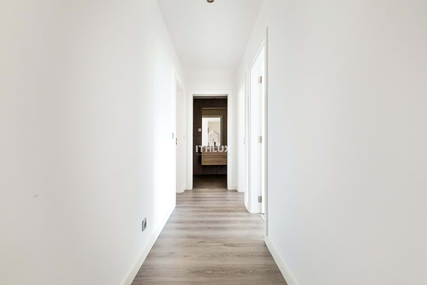 Квартира с 3 спальнями в Пиньял Нову, Португалия № 236123