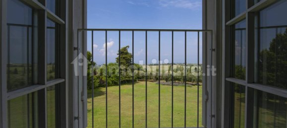 Villa de 9 dormitorios en Lazise, Italy No. 228472 30