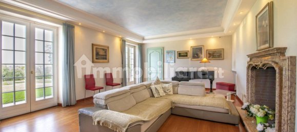 Villa de 9 dormitorios en Lazise, Italy No. 228472 19