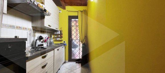 3 bedrooms Villa in Rome, Italy No. 22981 16