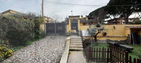 3 bedrooms Villa in Rome, Italy No. 22981 5