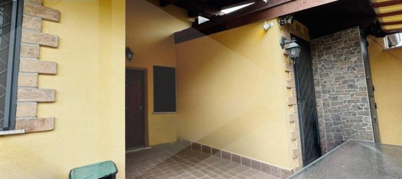 3 bedrooms Villa in Rome, Italy No. 22981 9