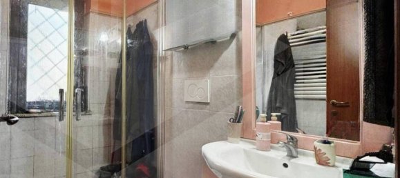 3 bedrooms Villa in Rome, Italy No. 22981 21