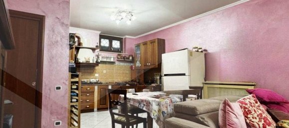 3 bedrooms Villa in Rome, Italy No. 22981 12