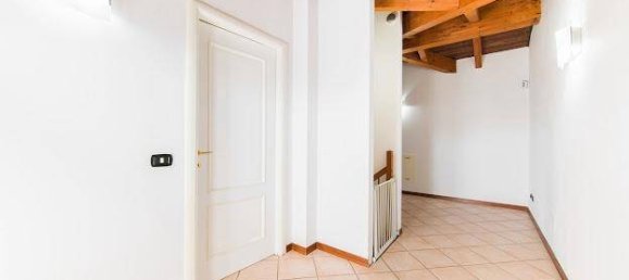 4 Schlafzimmer Penthouse in Scandiano, Italy, Nr. 7435 36