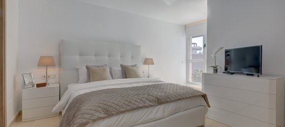 3 bedrooms Penthouse in Marbella, Spain No. 35494 26