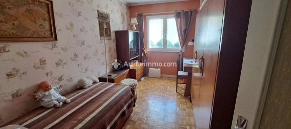 Casa de 3 dormitorios en Sarcelles, France No. 171233 10