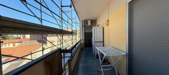3 Schlafzimmer Wohnung in Santa Maria Capua Vetere, Italy, Nr. 349334 8