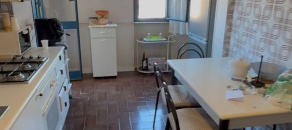 3 Schlafzimmer Wohnung in Santa Maria Capua Vetere, Italy, Nr. 349334 21