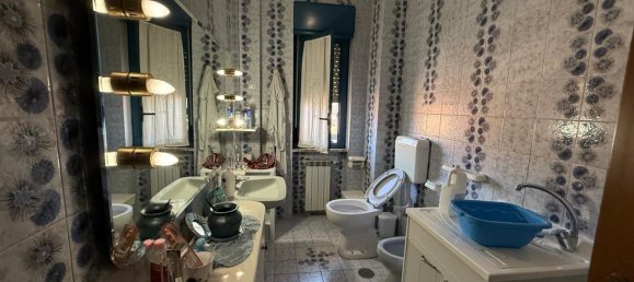 3 Schlafzimmer Wohnung in Santa Maria Capua Vetere, Italy, Nr. 349334 25